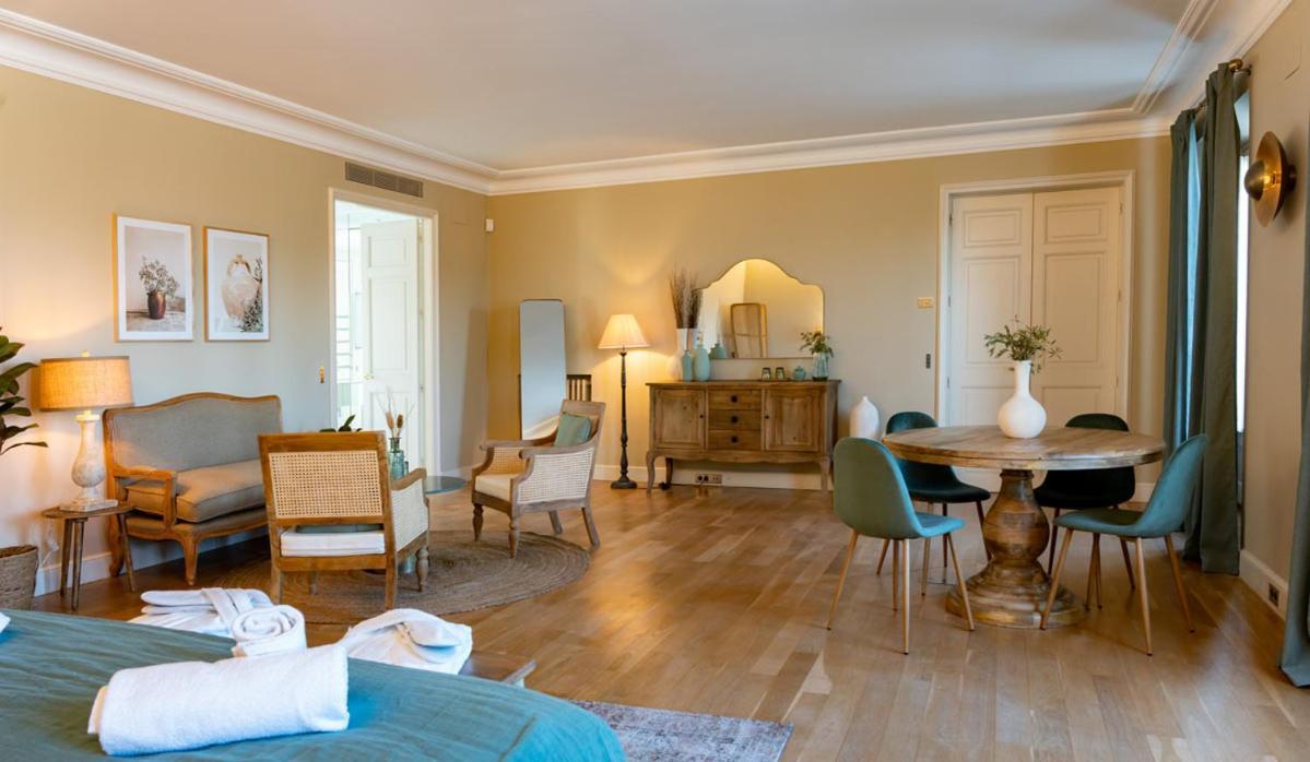 Hotel Font De La Canya Avinyonet del Penedes Eksteriør bilde
